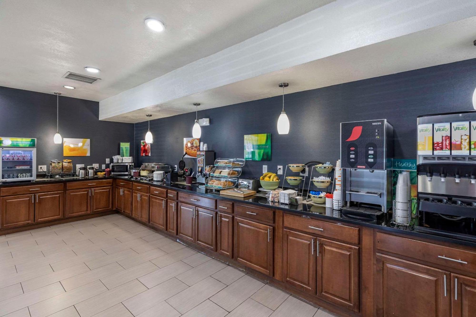 Quality Inn & Suites Denver Airport - Gateway Park آرورا المظهر الخارجي الصورة