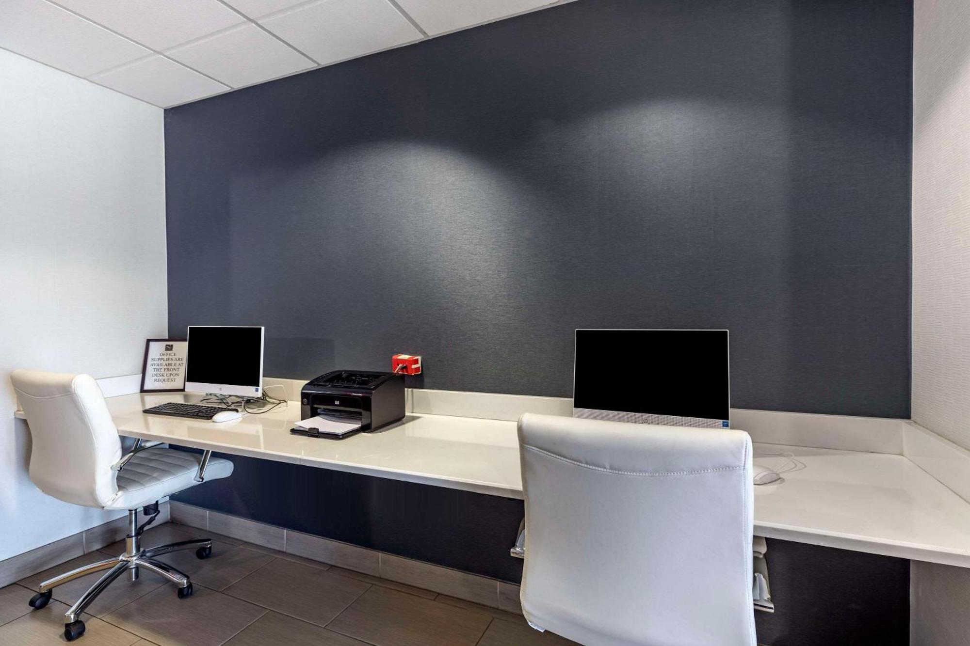 Quality Inn & Suites Denver Airport - Gateway Park آرورا المظهر الخارجي الصورة