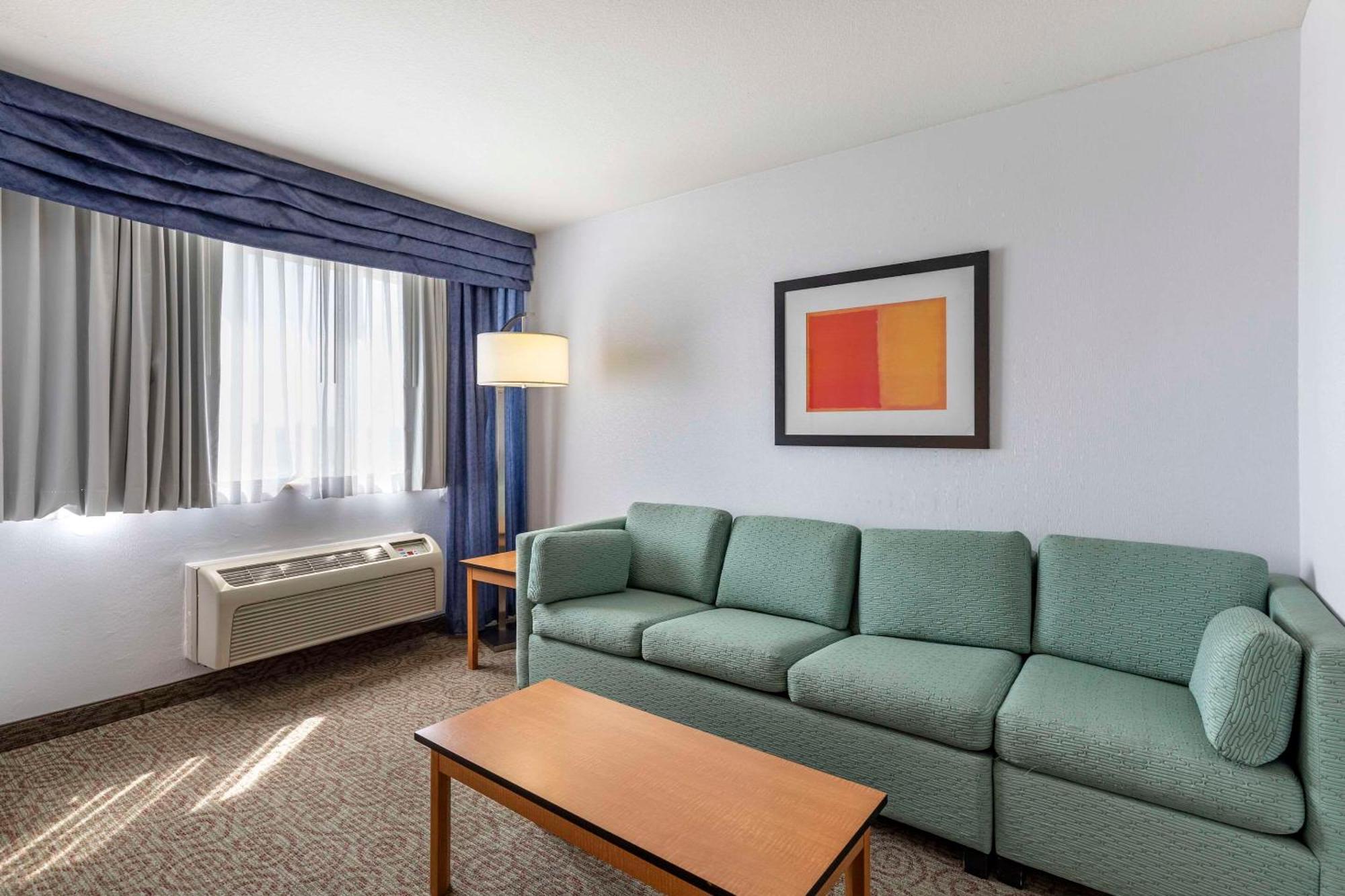 Quality Inn & Suites Denver Airport - Gateway Park آرورا المظهر الخارجي الصورة