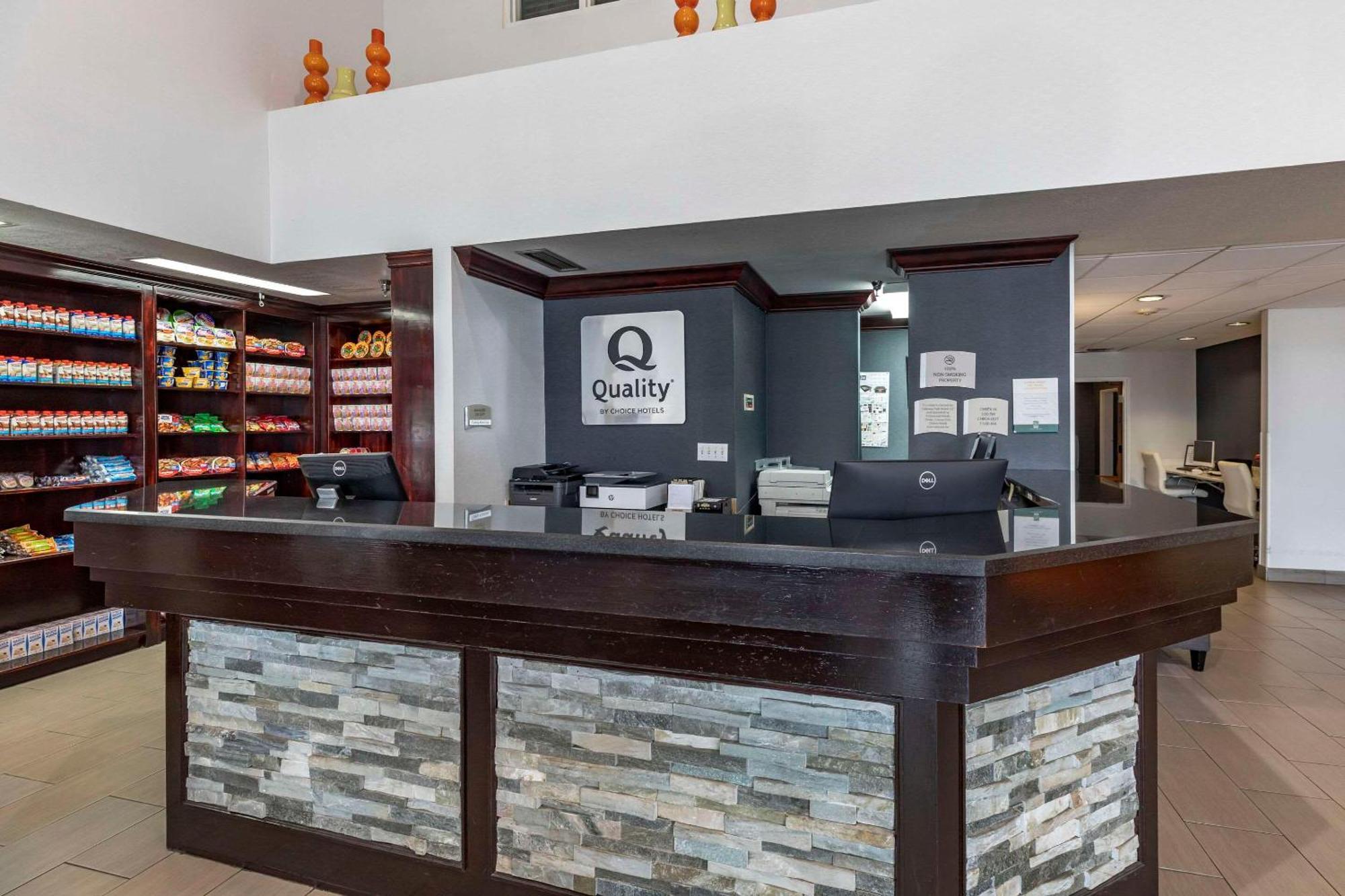 Quality Inn & Suites Denver Airport - Gateway Park آرورا المظهر الخارجي الصورة